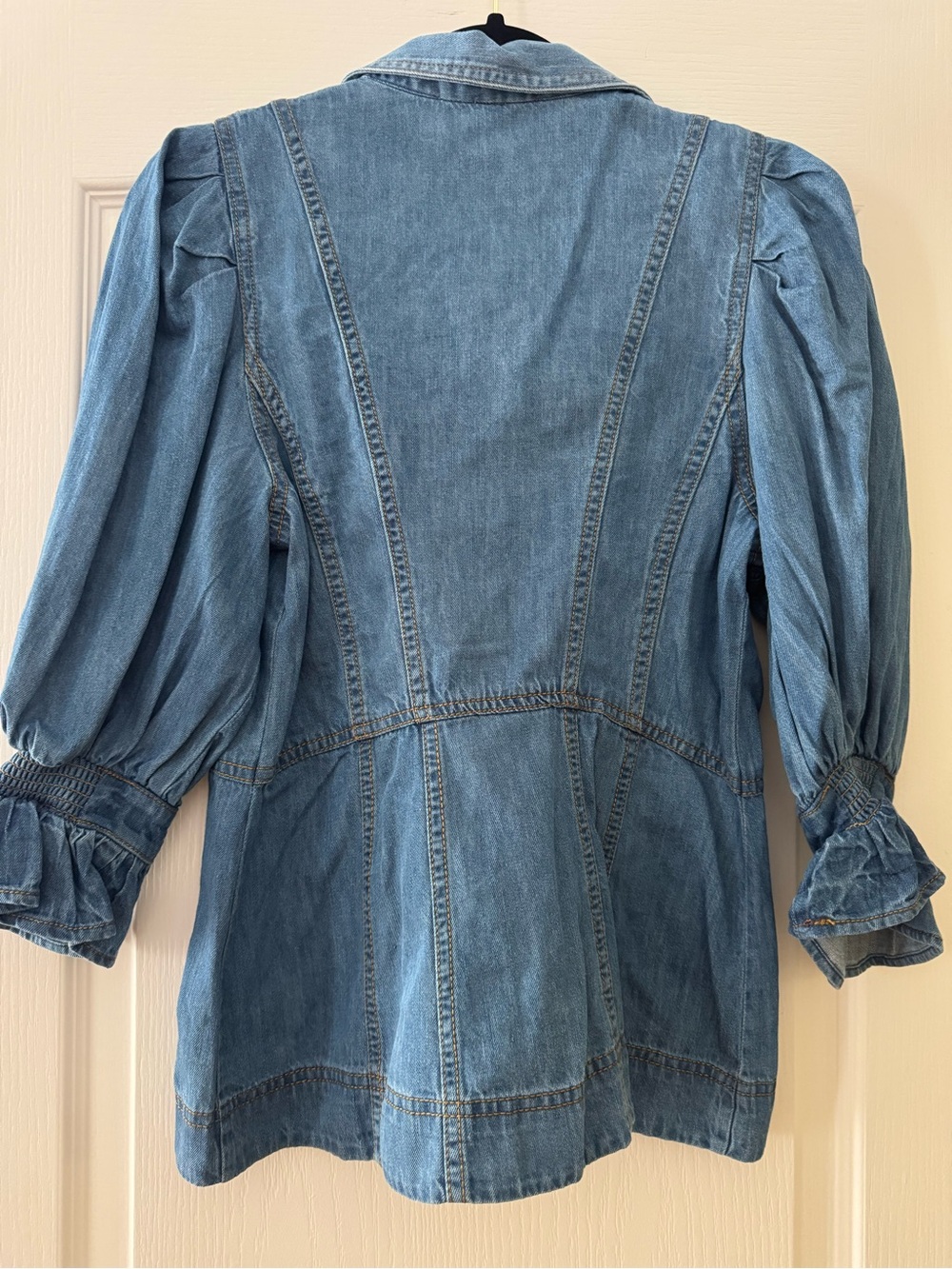 EUC Anthropologie Light Blue Denim shirt - Small - Picture 5 of 5